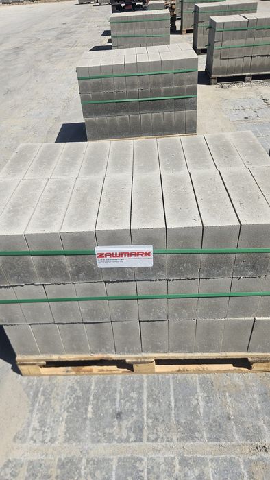 Bloczki betonowe fundamentowe B15