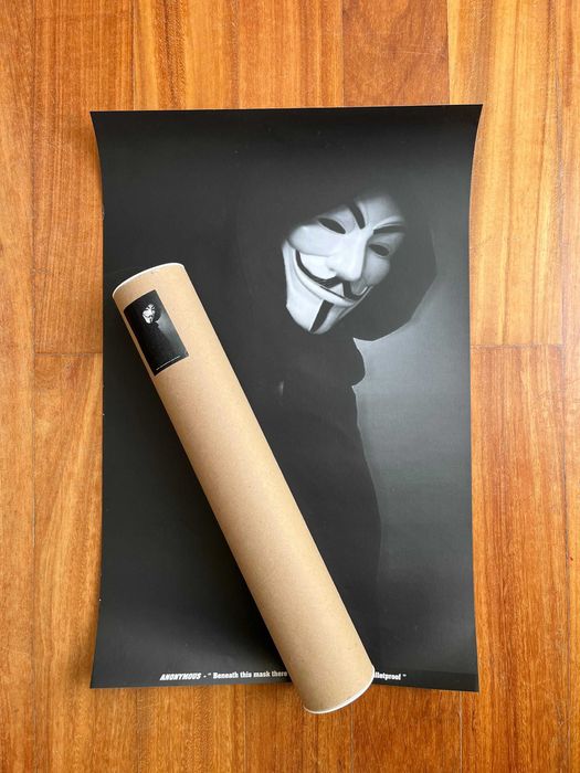 Poster Exclusivo Anonymous (60x40cm)