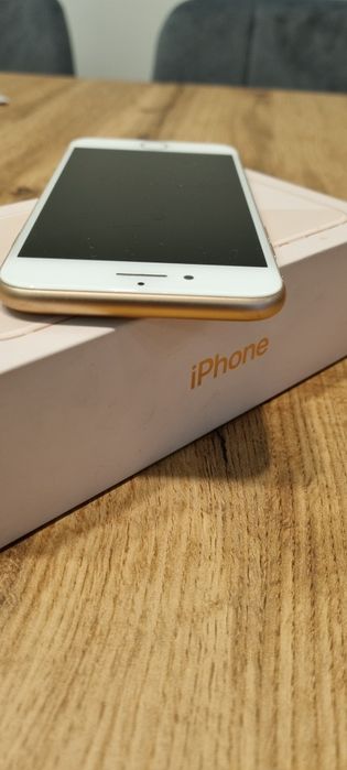 Sprzedam Iphone 8