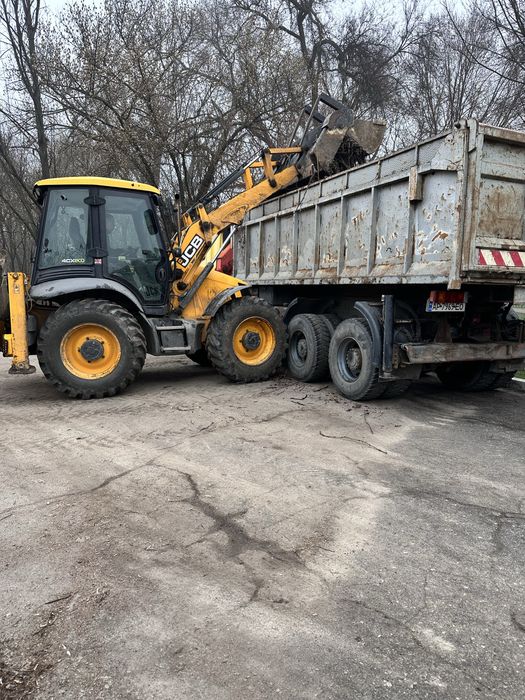 Послуги Екскаватора -Навантажувача JCB 4cx