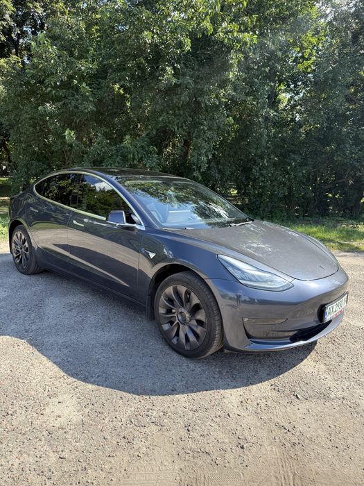 Продам Tesla Model 3 2019 Long Range Dual Motor 75 D