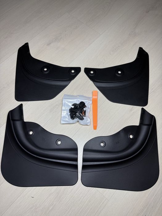 Брызговики tesla Y