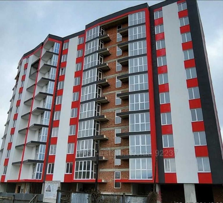 Продається Комерційне приміщення в ЖК "Соната" Терміново!