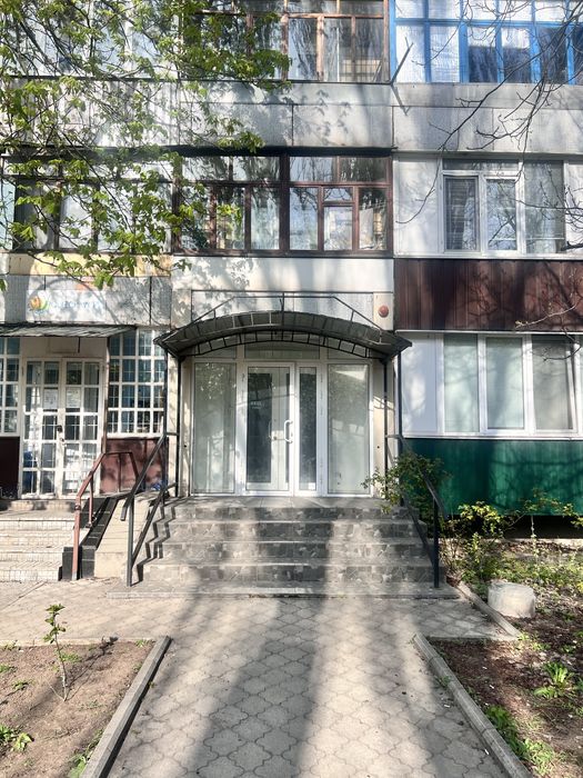 Оренда приміщення на Даманському