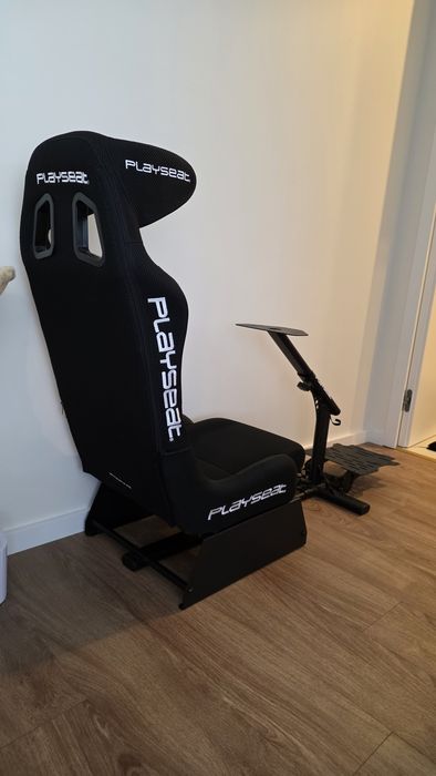 Cockpit playseat evolution pro como novo