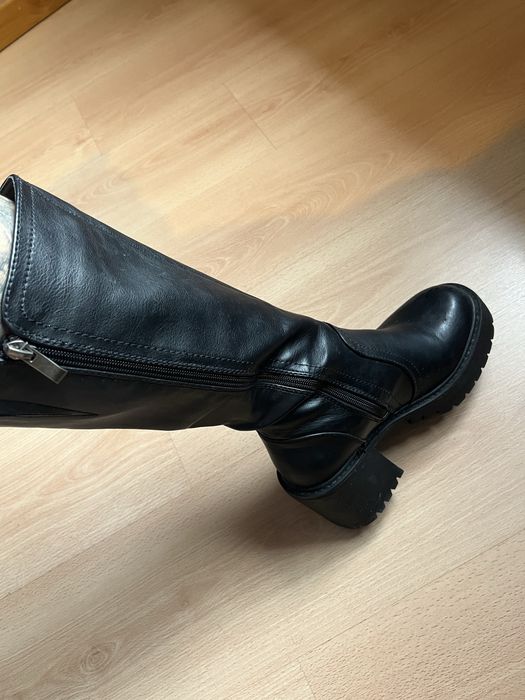 Bota preta cano alto portes incluso