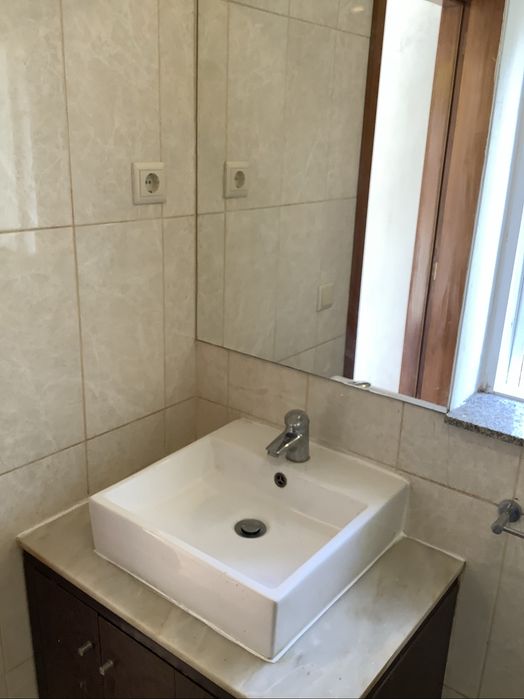 Arrendo Apartamento T2 Renovado muito perto do centro da cidade - Rua da Bela Vista