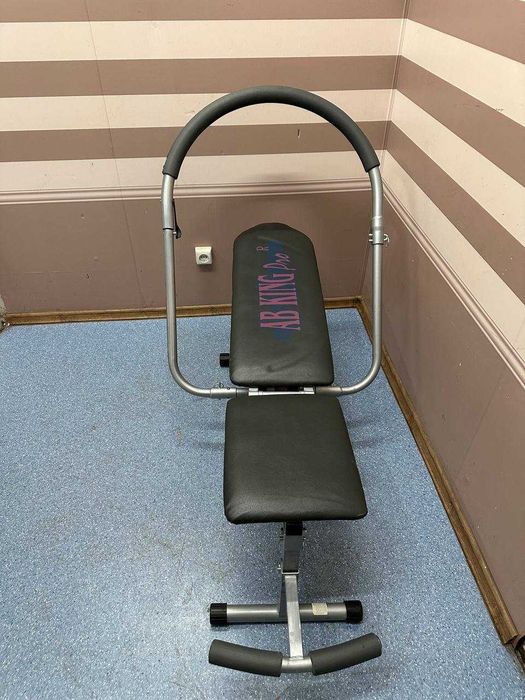 Тренажер (лавочка) для пресу AB King Pro в гарному стані м. Шулявська