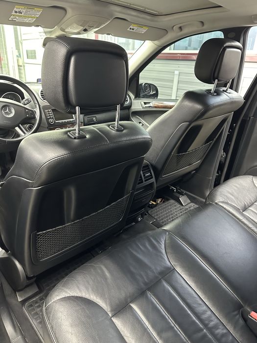 Автівка Мерседес мл 350