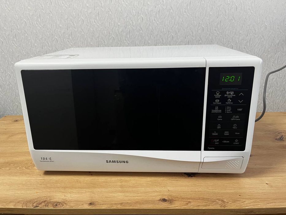 Микроволная печь Samsung GE83KRW-2