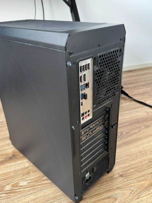 Komputer i5 11400f / RX 6700 / 16 GB DDR4