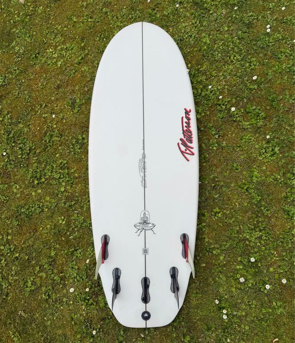 Tim Patterson - Flying Surfer