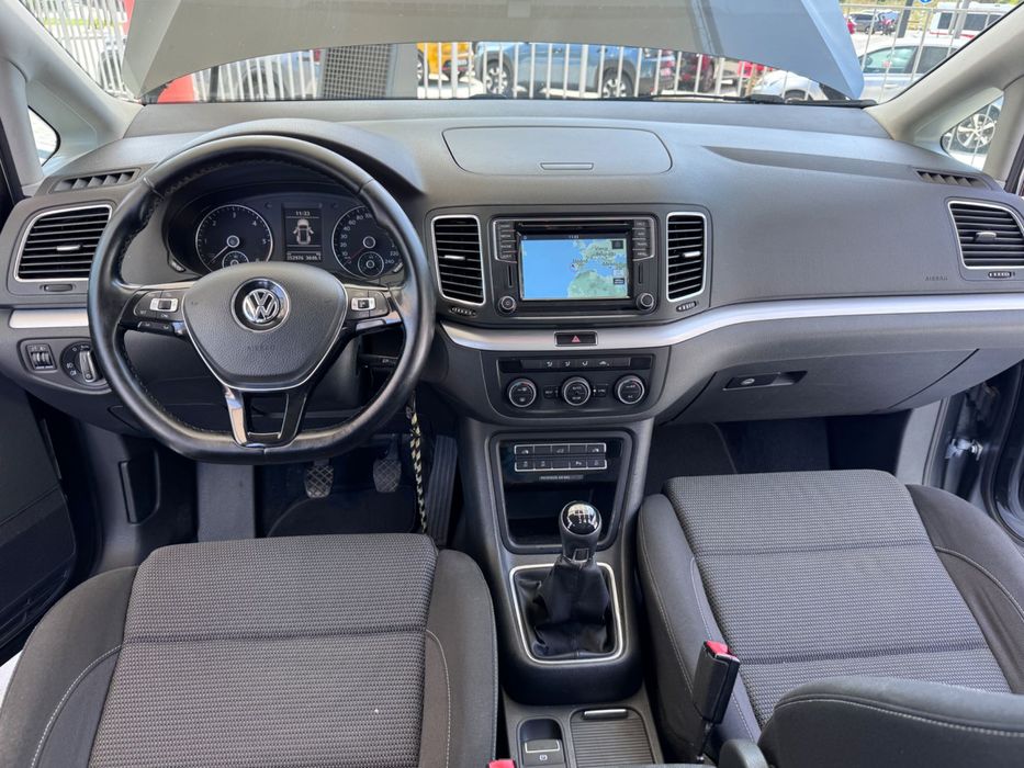 Volkswagen Sharan — fotografia 11