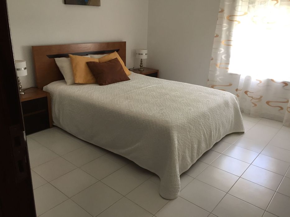 Aluga-se apartamento T3 Praia da Rocha Portimão