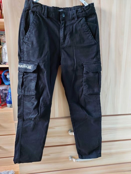 Spodnie bojówki chłopięce. Rozmiar 146.