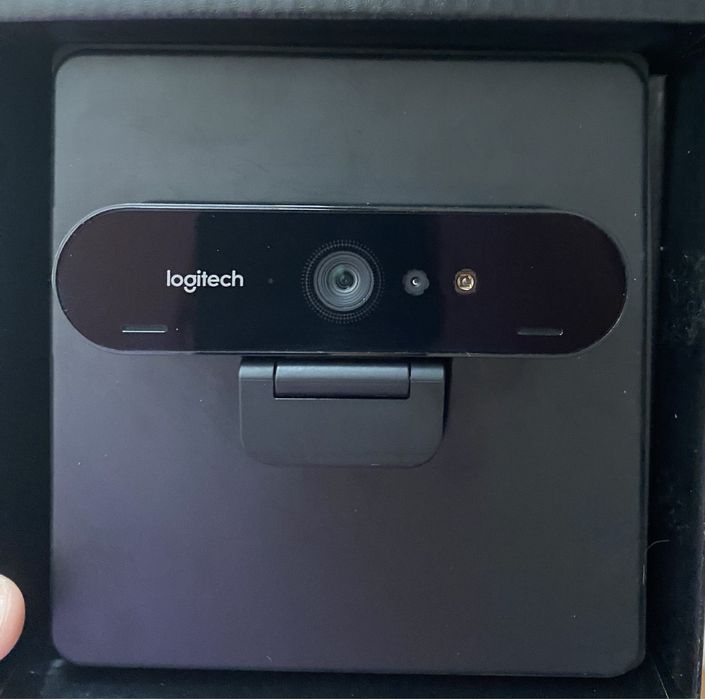 Веб-камера Logitech 4k brio стан новий