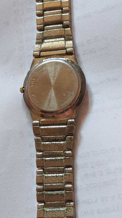 Elegancki Zegarek Collezi! Metalowa Bransoletka