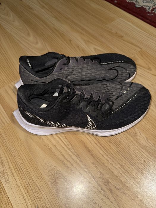 Жіночі кросівки Nike, 38 розмір