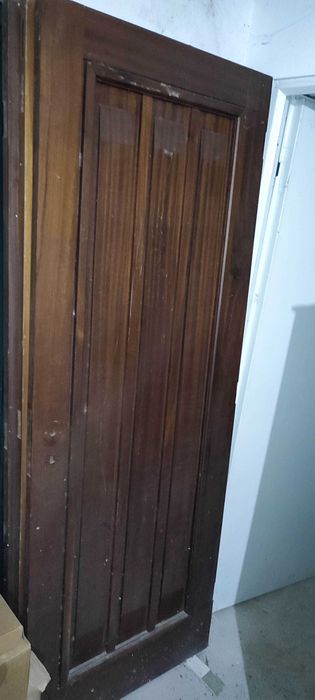 Portas em madeira maciça mogno64585094580865121