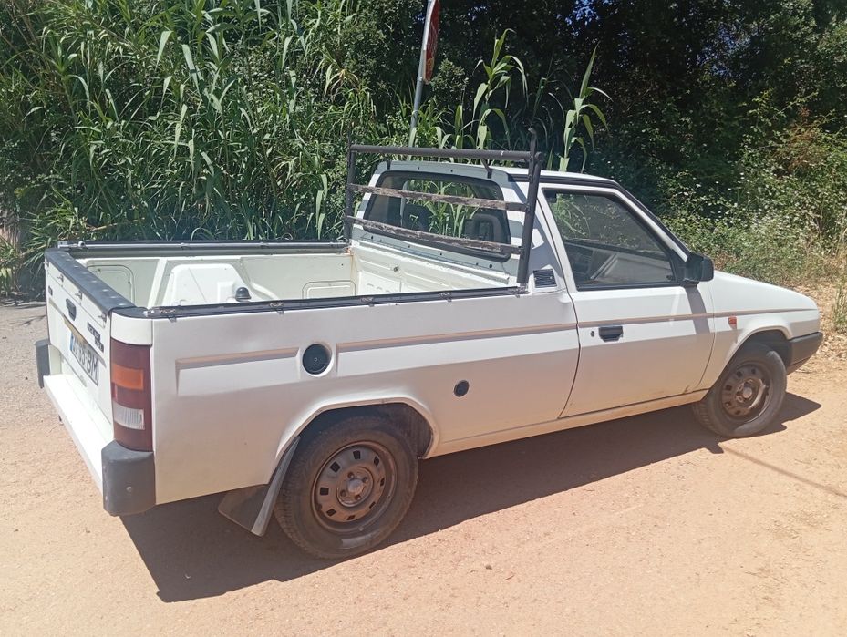 Carrinha Skoda a gasolina