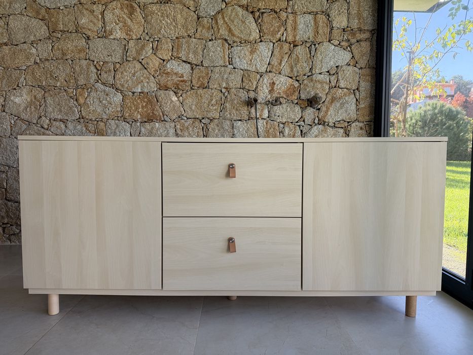 Aparador ERSNÄS IKEA 180x79 cm