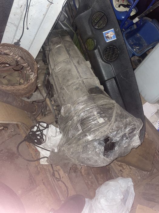 Продам коробку на е38 740д 5нр30 под запчасти