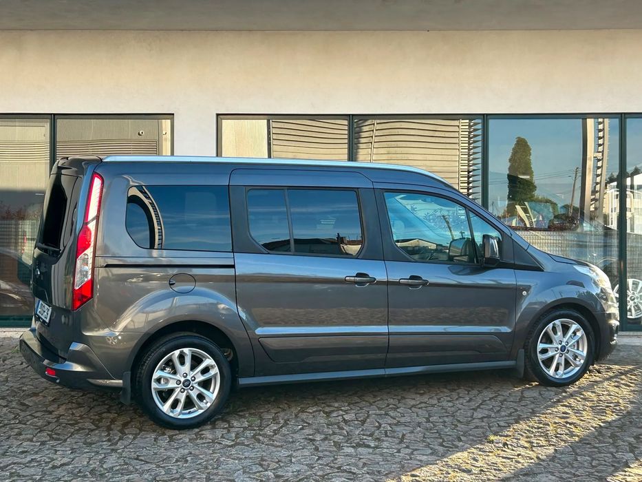 Ford Tourneo Connect Grand 1.5 TDCi Titanium