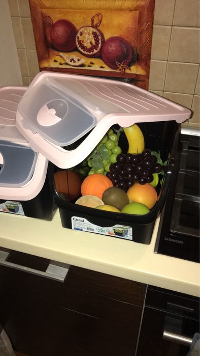 Контейнер Hobby Life 12 литров для хранения овощей.