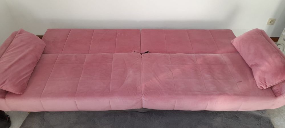 Sofá Cor-de-Rosa