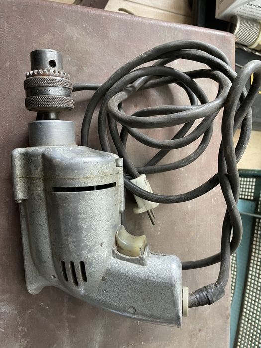 Электродрель БЭС-1