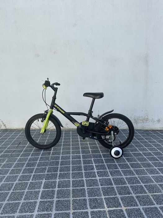 Bicicleta BTWIN Dark Hero 500