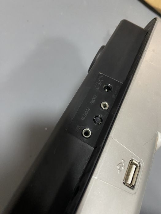 Продам синтезатор