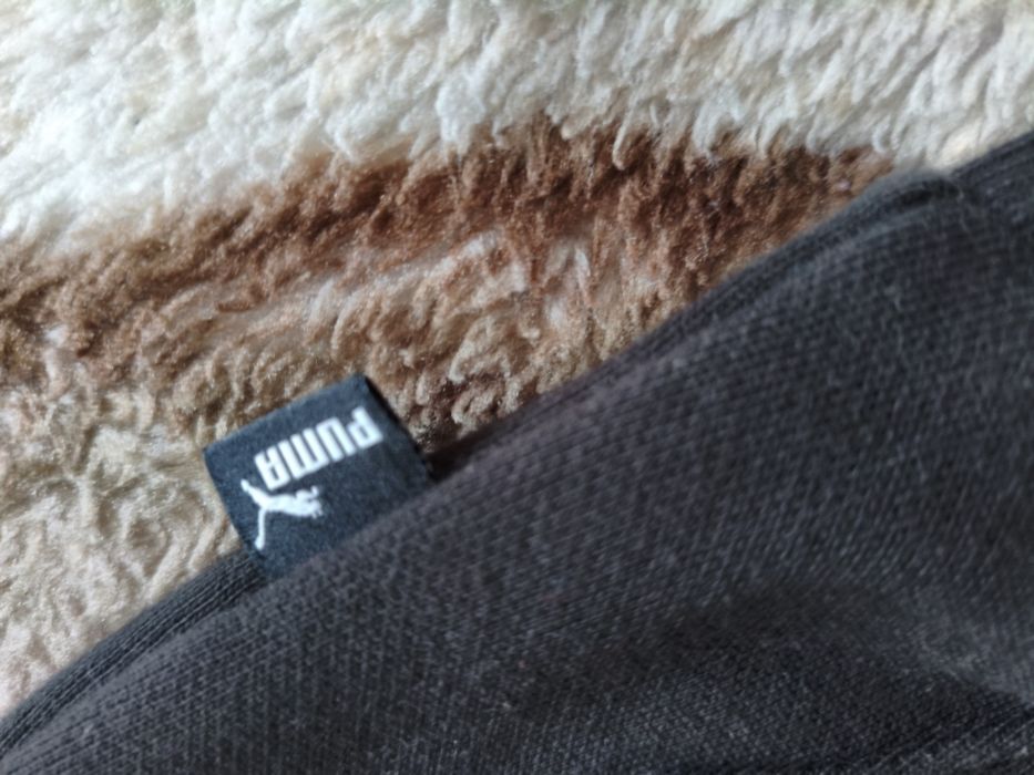 Bluza czarna kangurka z kapturem PUMA 152