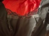 Sukienka mała czarna z koronką klasyka