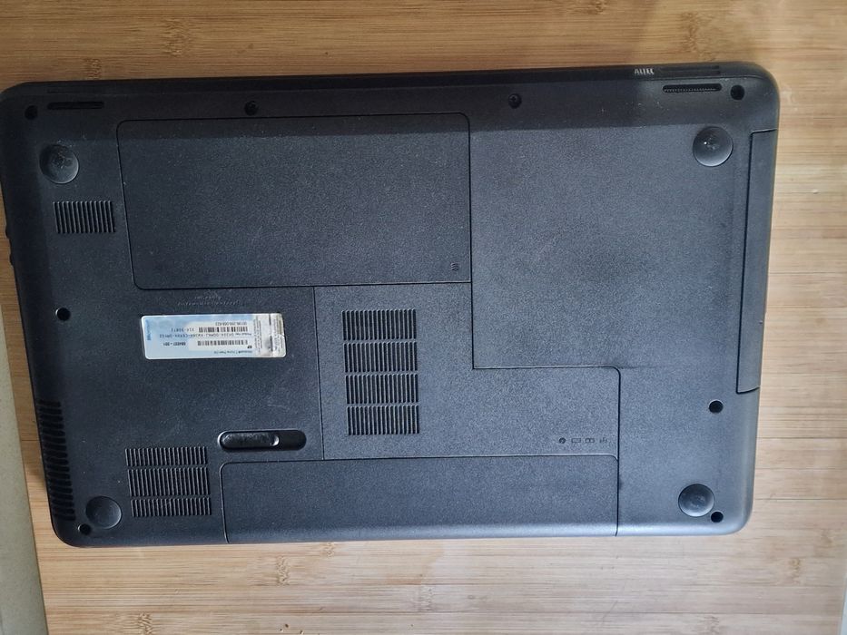 Portátil Compaq Presario CQ58