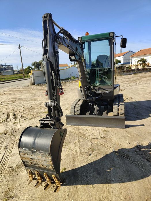 Mini escavadora Volvo ecr 25 D