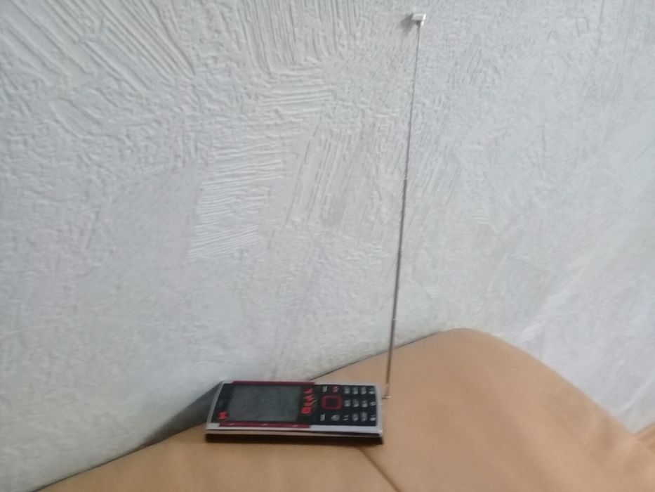 Мобильный телефон с 4 активными sim.