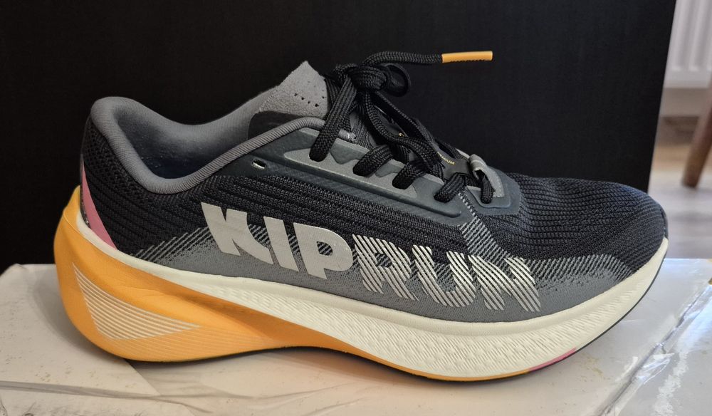 Buty do biegania damskie - Kiprun Cushion 500 Premium. Stan idealny