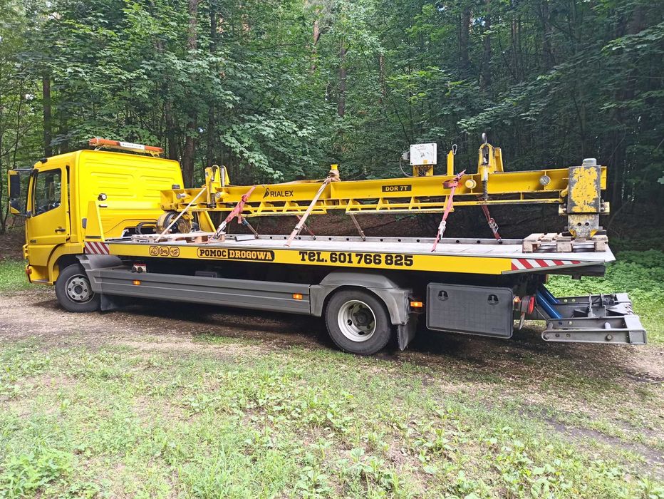 POMOC Drogowa Laweta Holowanie Auto laweta Usługi TRANSPORTOWE Serwis