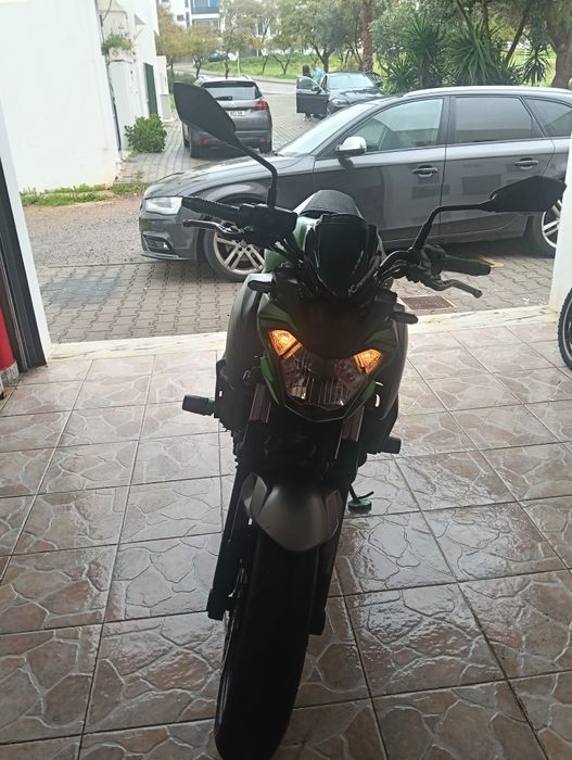 Vendo Kawasaki z650 abs