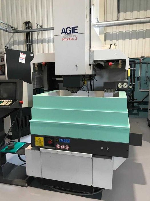 AgieTron Integral 2 - Máquinas de erosão