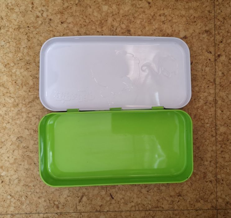 Estojo metalizado flip&flap