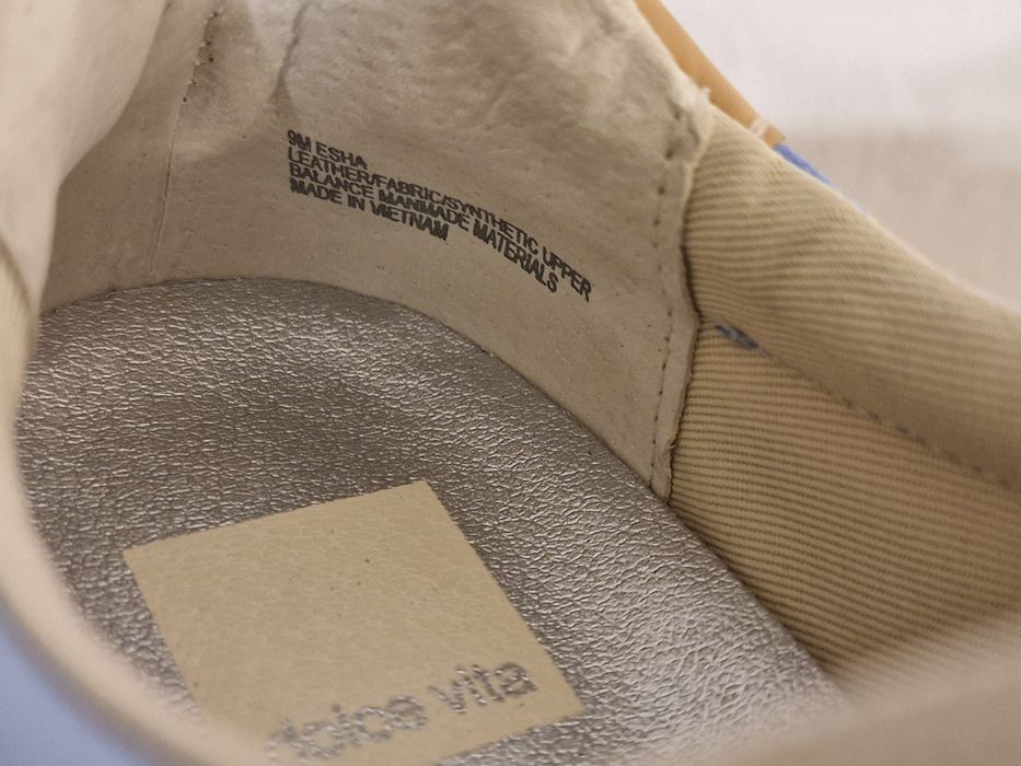 Dolce Vita ESHA – stylowe sneakersy w kolorystyce błękit/beż.