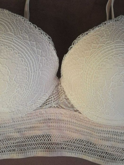 Biustonosz 70 B Reserved  jasny różowy