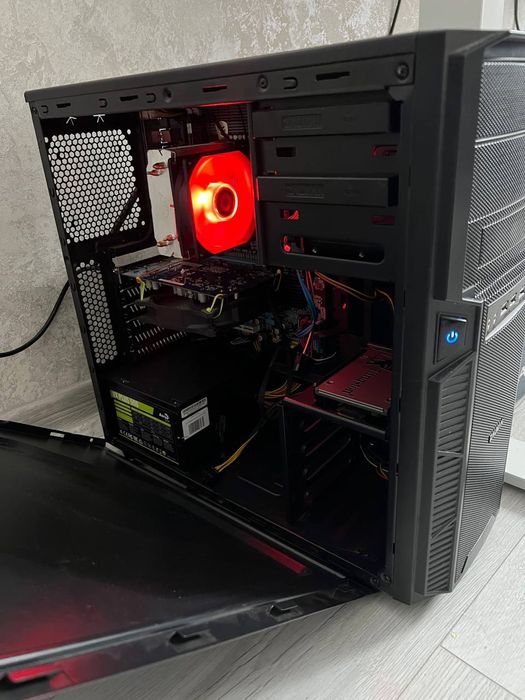 Продам системний блок Xeon E5 / 28 ГБ RAM / 8TB HDD+SSD