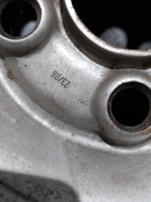 Продам один диск  R16