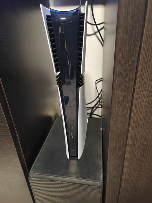 PlayStation 5 pro (7121)