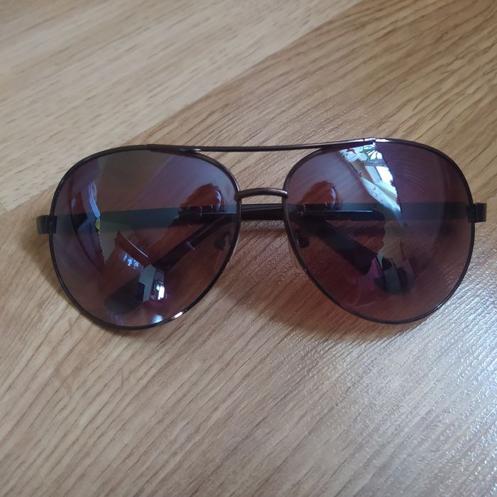Ciemno brązowe pilotki okulary