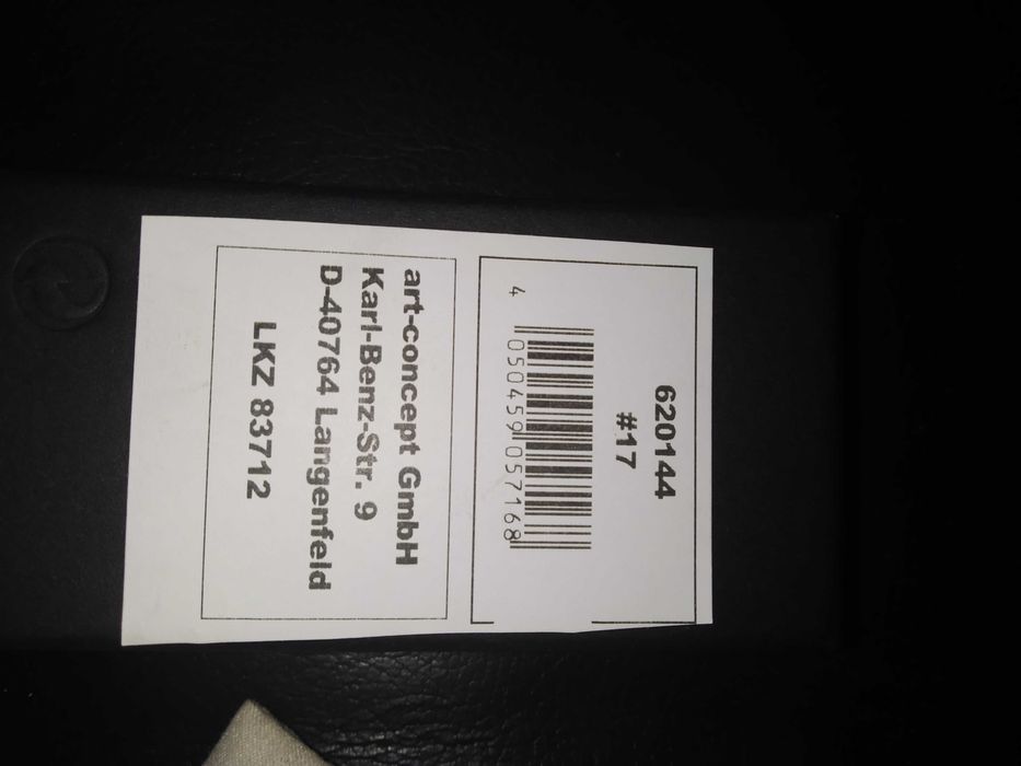 Кольцо новое Tamaris с камнем