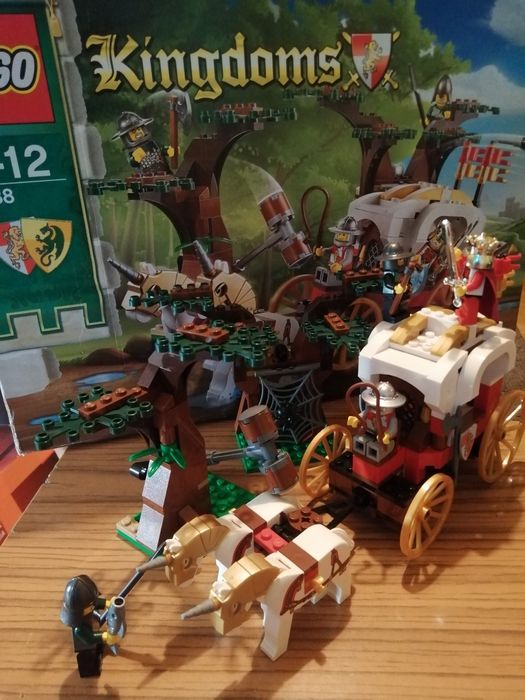 Lego Kingdoms Castle 7188 Zasadzka na karetę